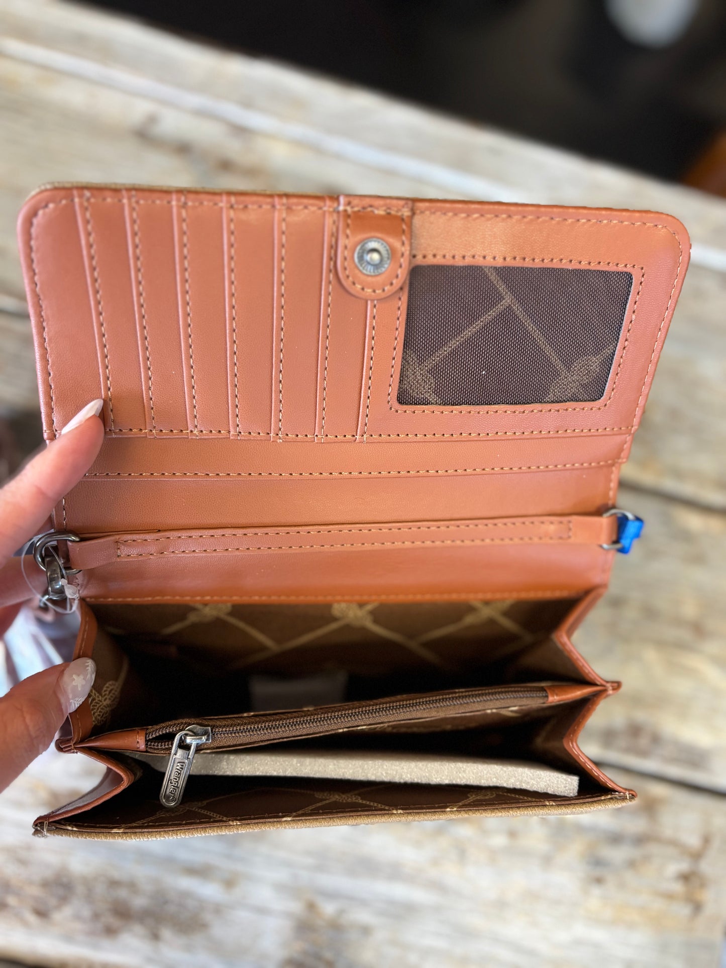 Wrangler Wallet/Crossbody