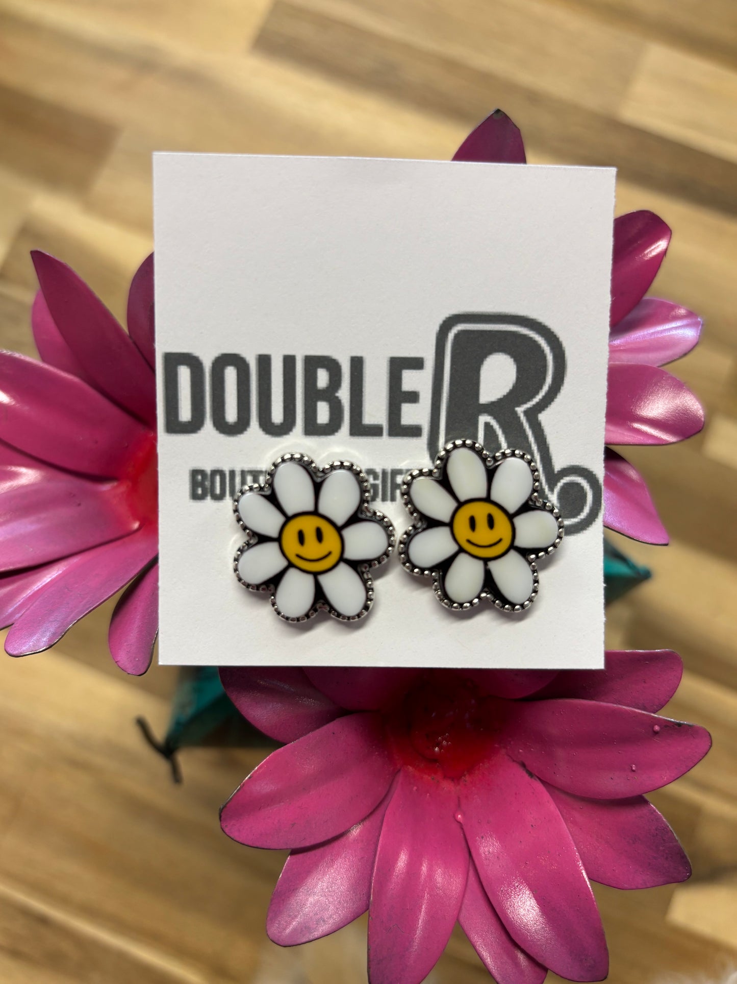 Smile Blossom Earrings