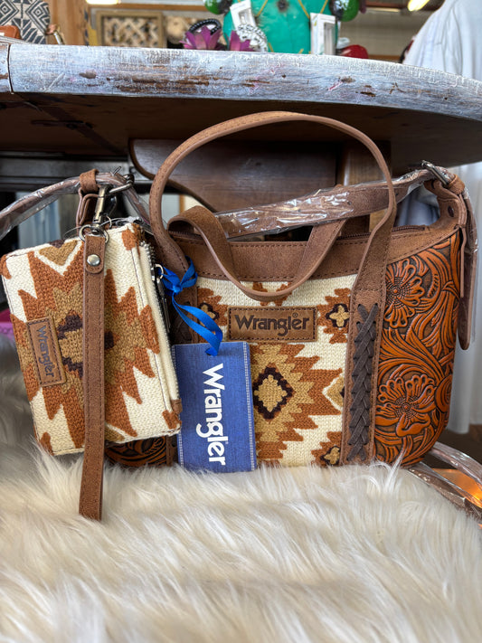Wrangler Aztec Bundle