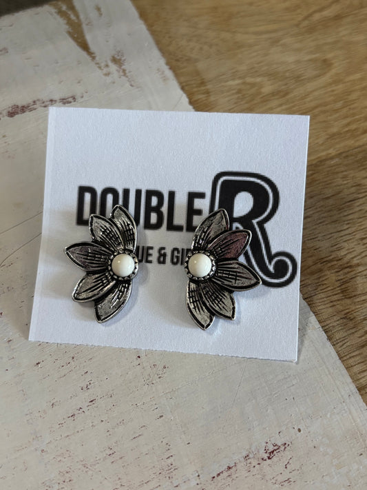 Western Daisy Earrings