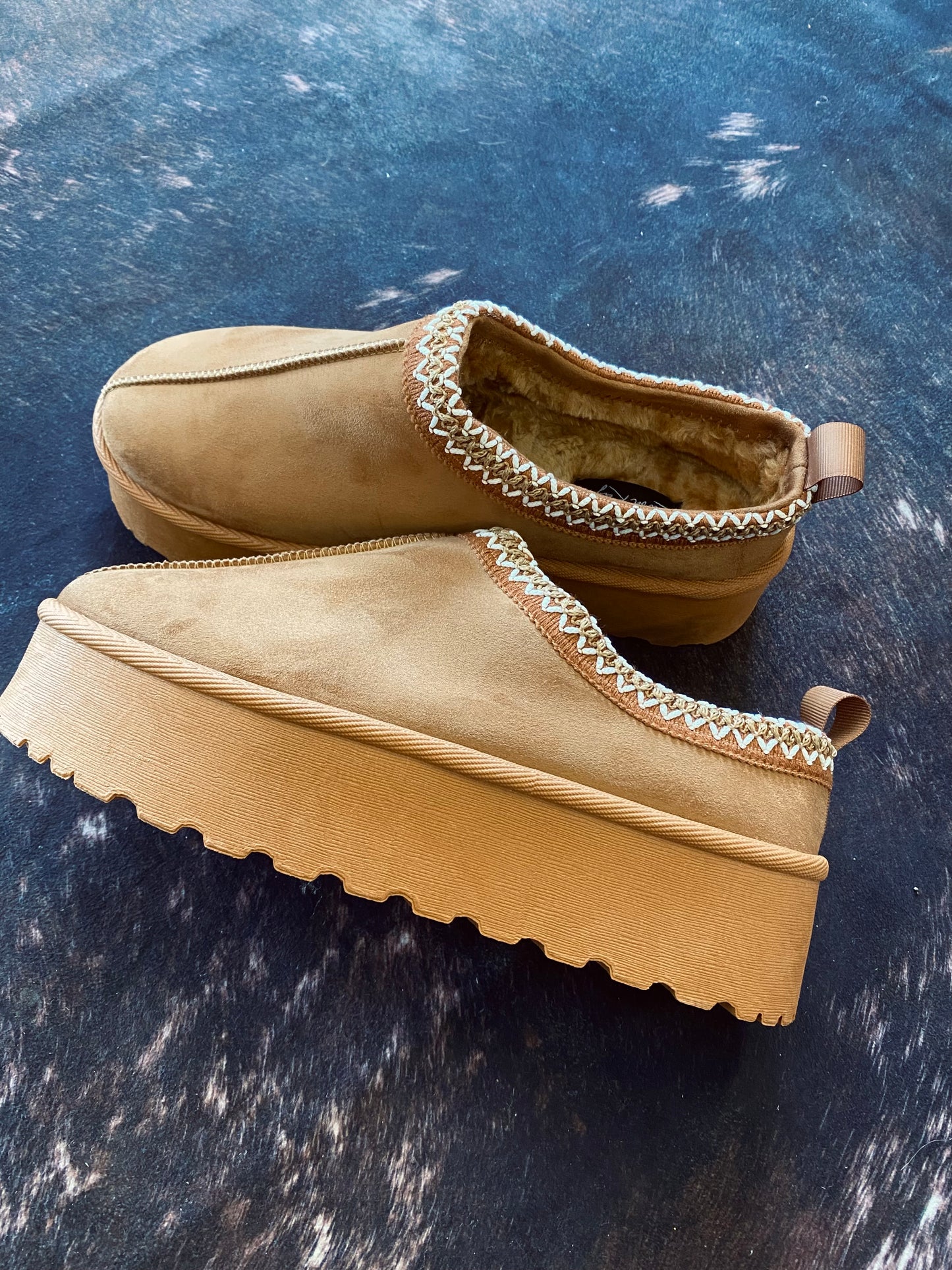 Embroidered Platform Slip-On *Tan