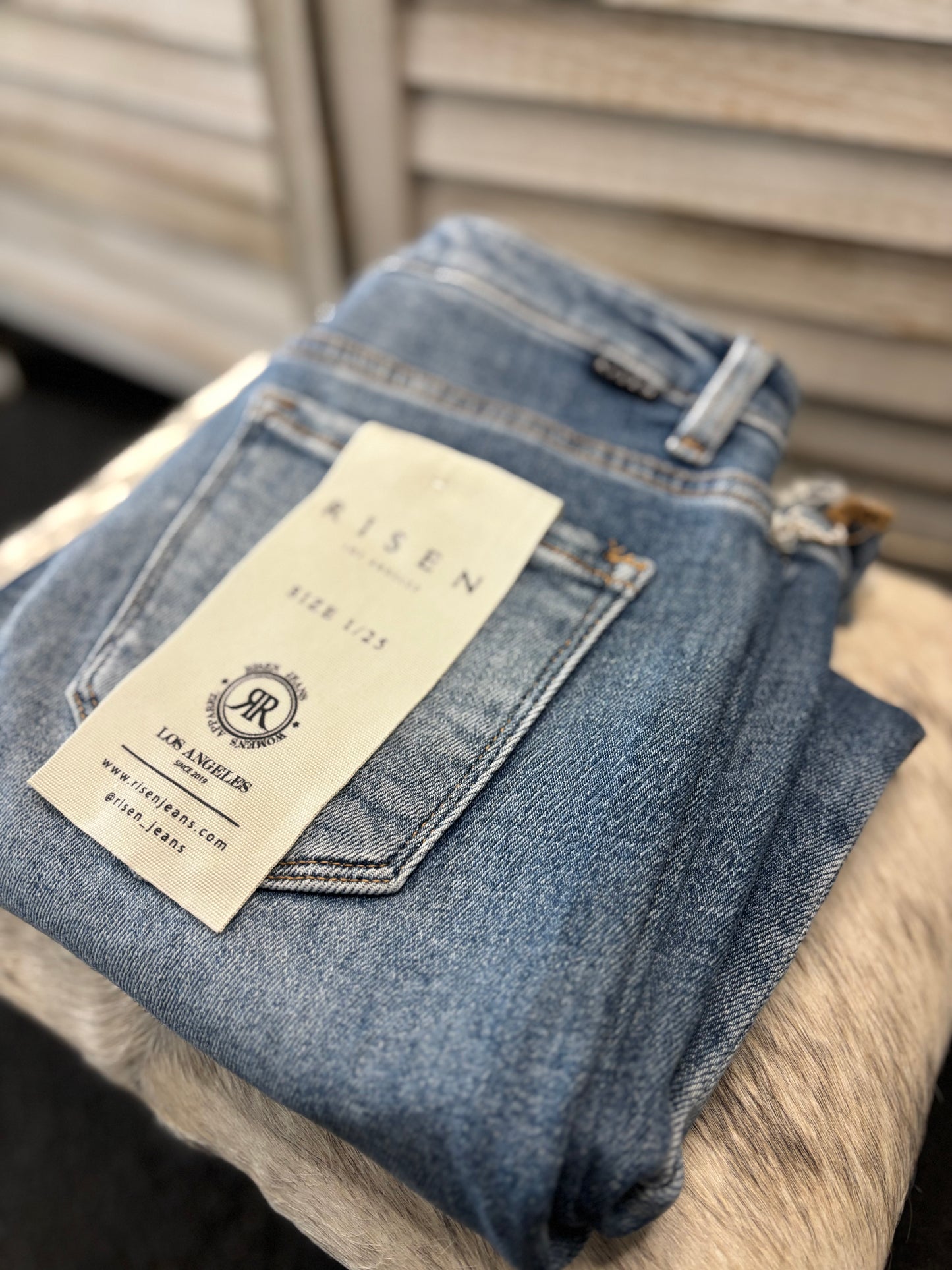 Neona Risen Jeans *Tummy Control*